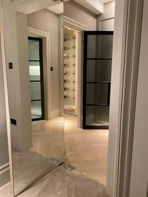 Luxury Georgian Apartment - 5 Minute Walk To Spa Bath Ngoại thất bức ảnh
