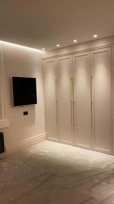 Luxury Georgian Apartment - 5 Minute Walk To Spa Bath Ngoại thất bức ảnh