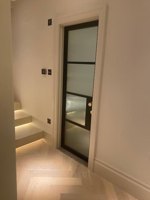Luxury Georgian Apartment - 5 Minute Walk To Spa Bath Ngoại thất bức ảnh